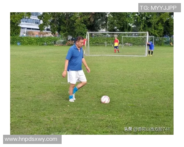 如何根据球技风格和比赛表现判断足球球员的实力与地位